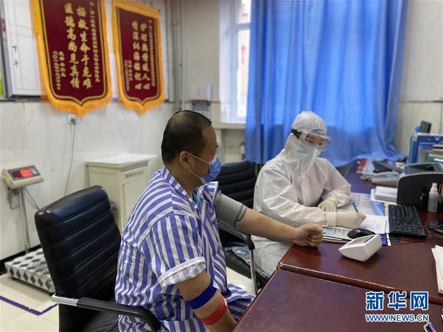 （聚焦疫情防控&middot;圖文互動）（4）特寫：&ldquo;90后&rdquo;醫護情侶的抗疫堅守