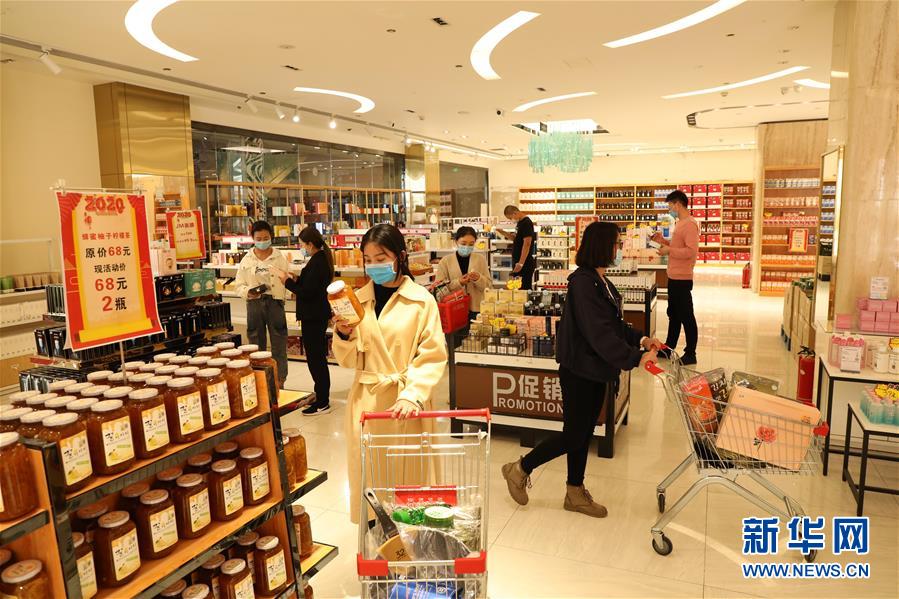 （聚焦疫情防控&middot;圖文互動）（1）中哈霍爾果斯國際邊境合作中心中方區域恢復運營