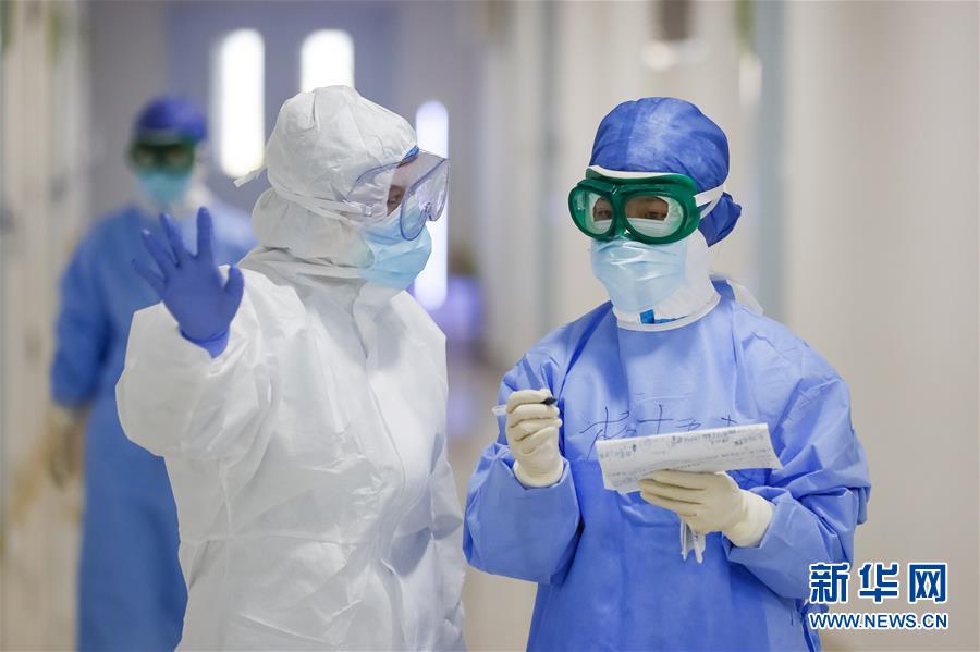 （新華全媒頭條&middot;圖文互動）（3）最美逆行者，武漢永遠記得你！&mdash;&mdash;首批援鄂醫療隊返程紀實