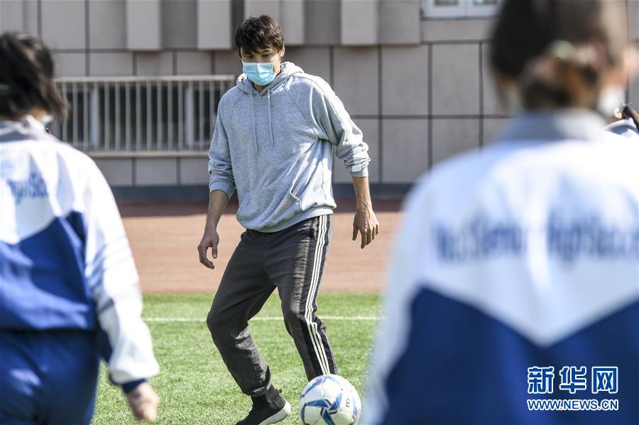 (圖文互動)(1)“早”安同學,“早”安老師!——新疆初高中畢業(yè)班復課一周回訪見聞