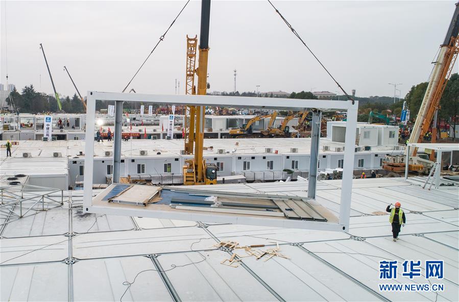 （新華全媒頭條&middot;圖文互動）（4）致敬&ldquo;沉默的英雄&rdquo;&mdash;&mdash;記武漢火神山雷神山醫院的建設者