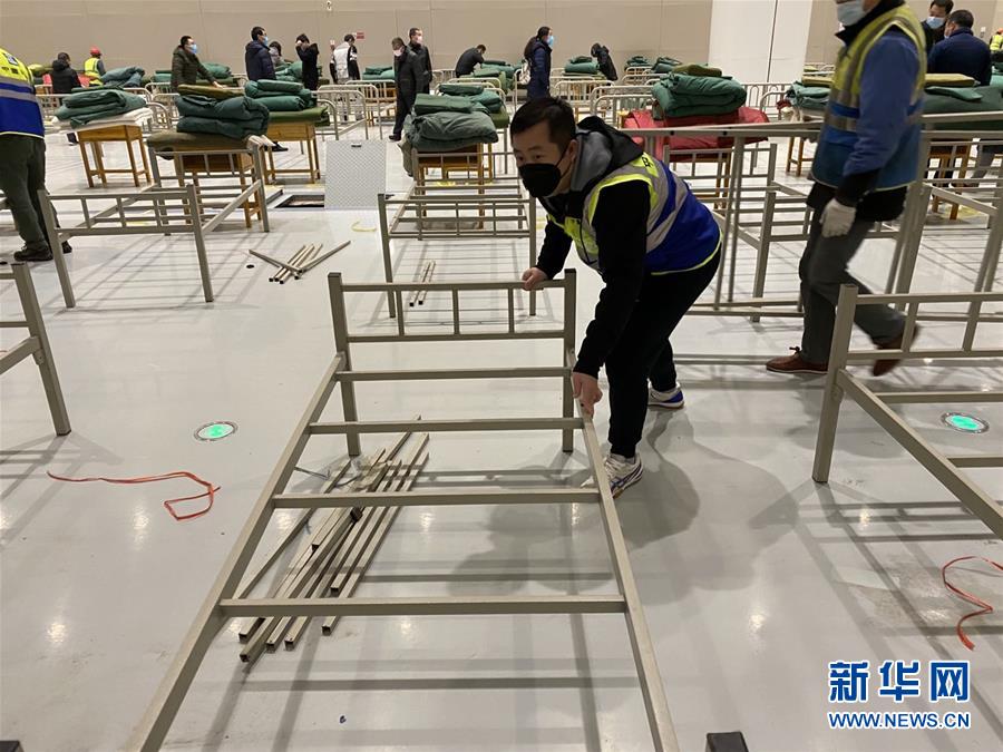 （新華全媒頭條&middot;圖文互動）（11）致敬&ldquo;沉默的英雄&rdquo;&mdash;&mdash;記武漢火神山雷神山醫院的建設者