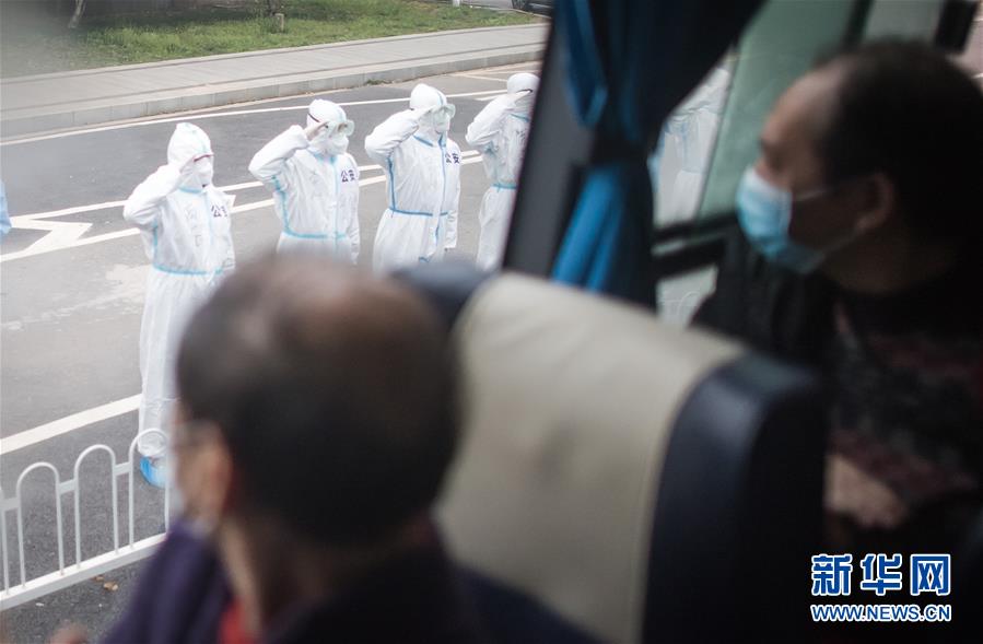 (新華全媒頭條·圖文互動)(2)從磨難中奮起——武漢戰“疫”凝聚中華民族磅礴力量