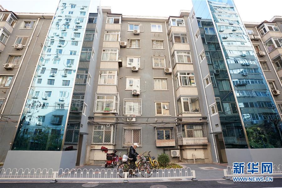 （新華全媒頭條&middot;圖文互動(dòng)）（2）88級(jí)臺(tái)階，終于不再是座&ldquo;山&rdquo;？&mdash;&mdash;北京老舊小區(qū)加裝電梯現(xiàn)狀調(diào)查