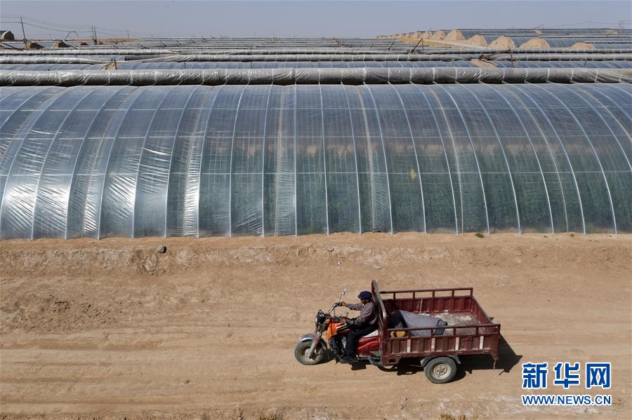 （新華全媒頭條&middot;圖文互動）（14）春天里的5個&ldquo;戰貧&rdquo;瞬間&mdash;&mdash;習近平總書記關于脫貧攻堅決策部署指引攻克最后的深貧堡壘