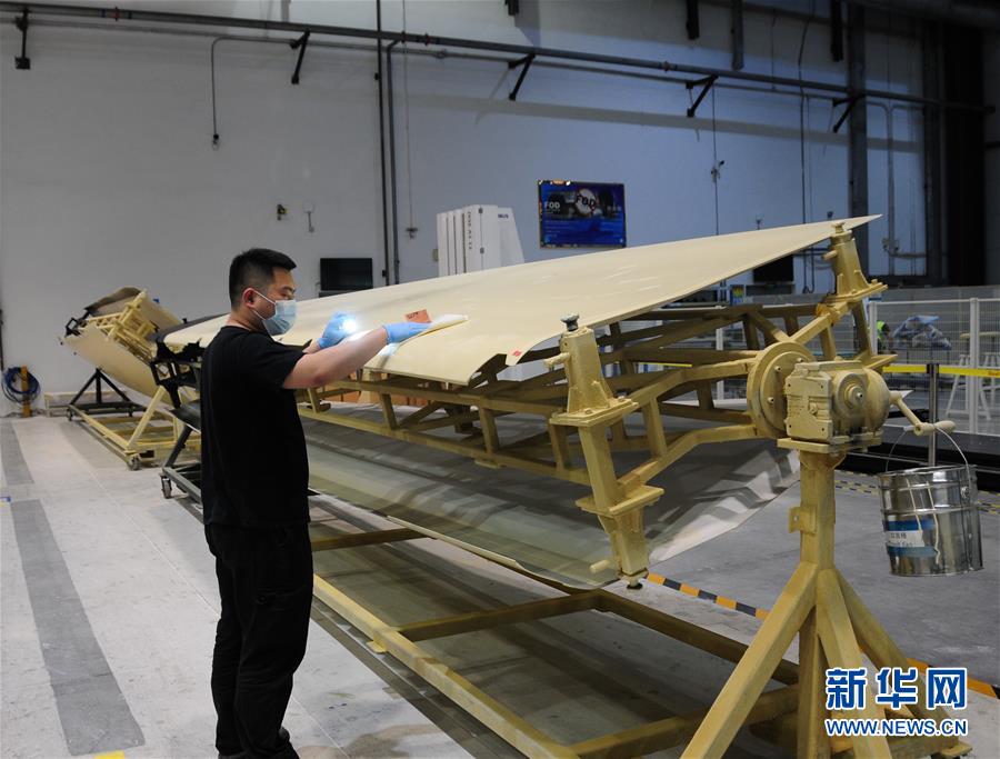 （在習(xí)近平新時(shí)代中國(guó)特色社會(huì)主義思想指引下&mdash;&mdash;新時(shí)代新作為新篇章&middot;習(xí)近平總書記關(guān)切事&middot;圖文互動(dòng)）（2）按下復(fù)工復(fù)產(chǎn)&ldquo;快進(jìn)鍵&rdquo;