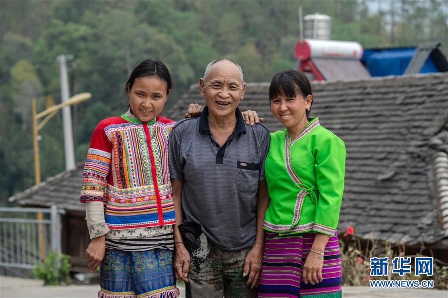 （決戰(zhàn)決勝脫貧攻堅&middot;圖文互動）（7）&ldquo;孩子再也不用學(xué)打獵了&rdquo;&mdash;&mdash;拉祜族女獵手告別狩獵