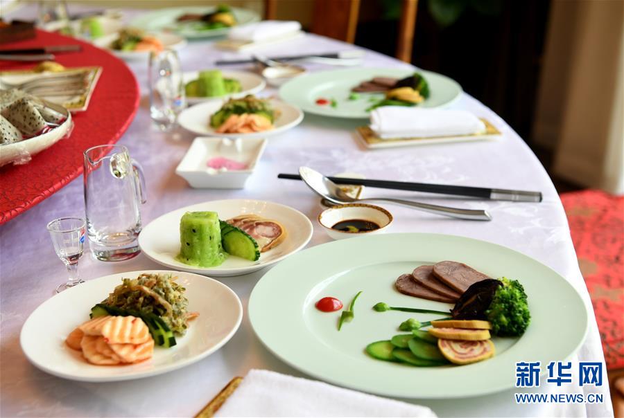 （聚焦復(fù)工復(fù)產(chǎn)&middot;圖文互動(dòng)）（2）&ldquo;分得安心，吃得放心&rdquo;&mdash;&mdash;豫菜老字號(hào)的復(fù)工見聞