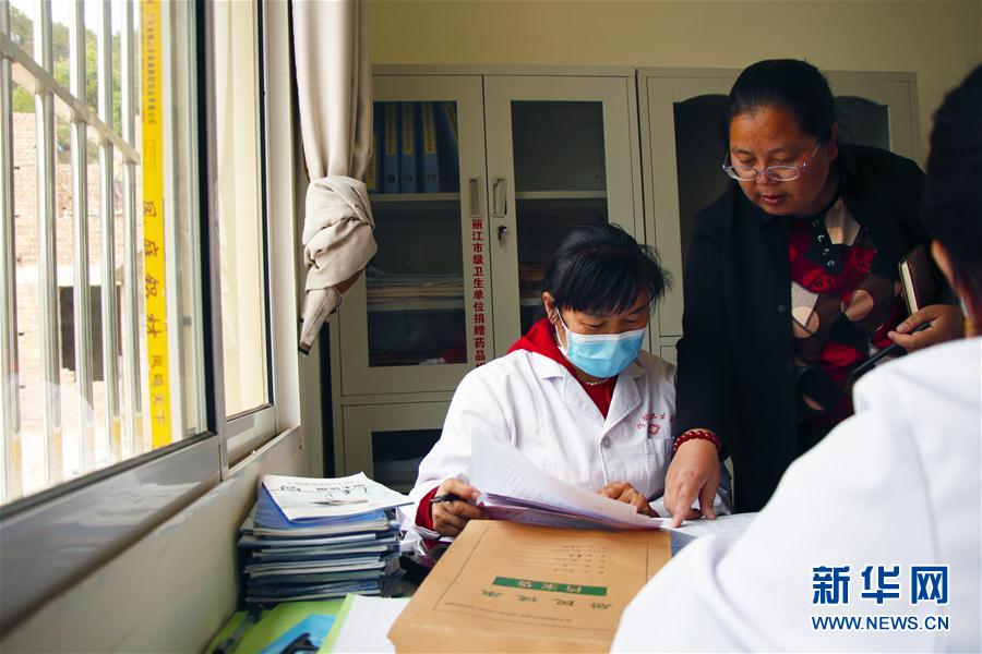 （代表委員履職&middot;圖文互動(dòng)）（5）為百姓健康奔走&mdash;&mdash;全國(guó)人大代表胡阿羅履職記