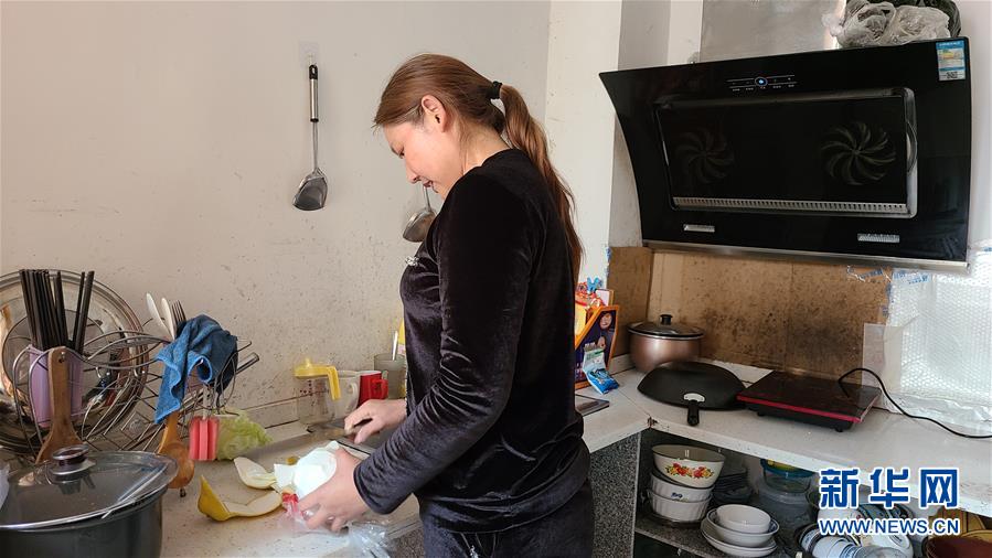 （決戰決勝脫貧攻堅&middot;圖文互動）（2）三個土家女人見證一口刀村搬遷史