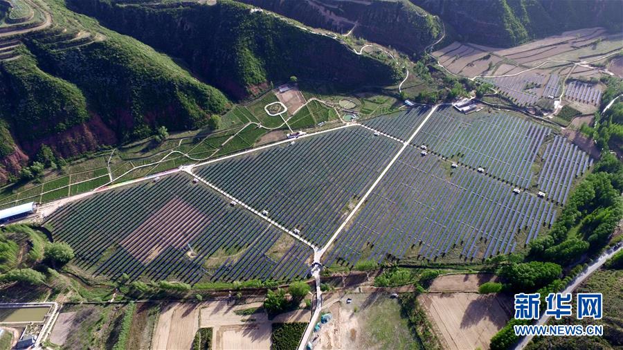 （決戰決勝脫貧攻堅&middot;圖文互動）黃土高原上的&ldquo;陽光存折&rdquo;&mdash;&mdash;山西光伏扶貧富民記