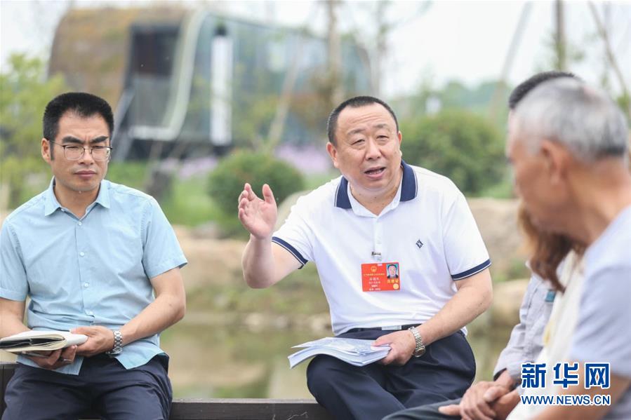 （新華全媒頭條&middot;兩會精神看落實&middot;圖文互動）（2）整體謀劃、系統(tǒng)升級、全面提升&mdash;&mdash;落實全國兩會精神織牢織密公共衛(wèi)生防護網(wǎng)