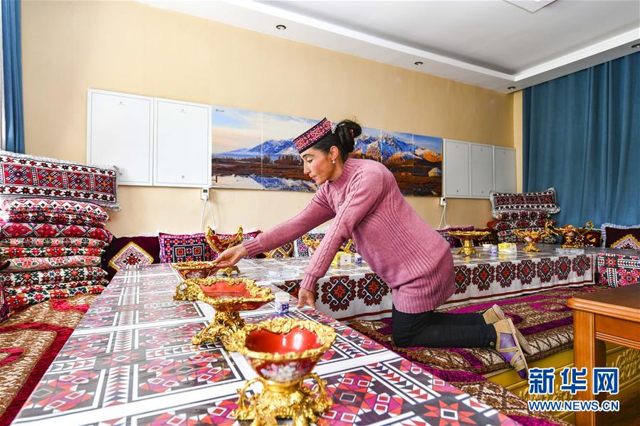 （新華全媒頭條&middot;圖文互動(dòng)）（9）飛吧，&ldquo;帕米爾雄鷹&rdquo;！