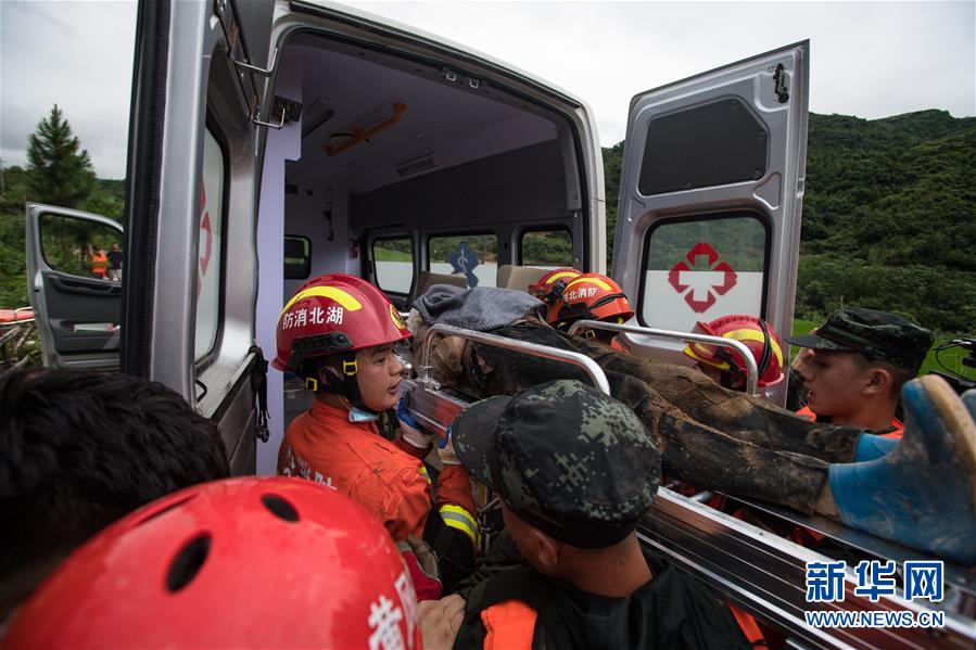 （防汛抗洪&middot;圖文互動(dòng)）（10）湖北黃梅山體滑坡事故救援紀(jì)實(shí)