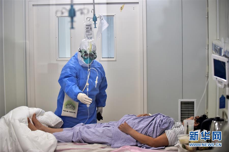 （新華全媒頭條&middot;圖文互動(dòng)）（11）首都再戰(zhàn)&ldquo;疫&rdquo;，難忘40天&mdash;&mdash;寫在北京應(yīng)急響應(yīng)級(jí)別降級(jí)之際 