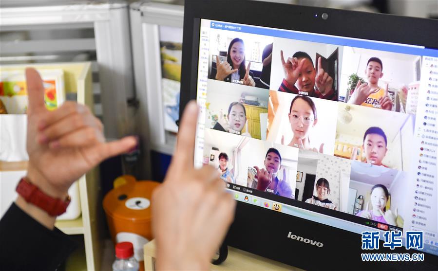 （新華全媒頭條&middot;圖文互動）（17）&ldquo;美麗的中國夢屬于你們&rdquo;&mdash;&mdash;以習近平同志為核心的黨中央關心少年兒童工作紀實