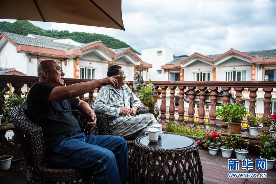 （走向我們的小康生活&middot;圖文互動(dòng)）（4）紅色圣地的&ldquo;初心答卷&rdquo;&mdash;&mdash;革命老區(qū)遵義肝膽相照寫(xiě)征程