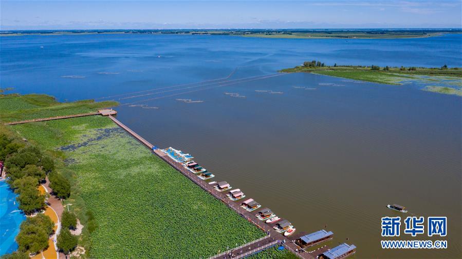 （在習(xí)近平新時代中國特色社會主義思想指引下&mdash;&mdash;新時代新作為新篇章&middot;習(xí)近平總書記關(guān)切事&middot;圖文互動）（7）綠色映底蘊(yùn)，山水見初心&mdash;&mdash;生態(tài)優(yōu)先、綠色發(fā)展持續(xù)造福群眾美好生活