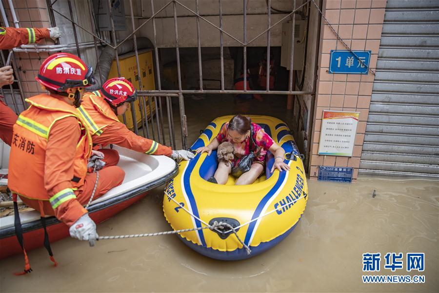 （防汛抗洪&middot;圖文互動(dòng)）（10）筑起防大汛的堅(jiān)強(qiáng)防線&mdash;&mdash;重慶防御長江、嘉陵江過境洪峰現(xiàn)場記錄