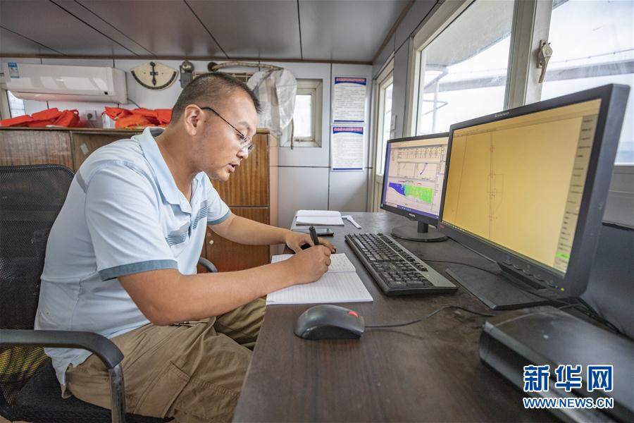 （防汛抗洪&middot;圖文互動(dòng)）（9）筑起防大汛的堅(jiān)強(qiáng)防線&mdash;&mdash;重慶防御長江、嘉陵江過境洪峰現(xiàn)場記錄