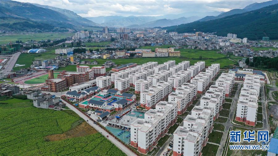 （新華全媒頭條&middot;決戰(zhàn)決勝脫貧攻堅(jiān)&middot;督戰(zhàn)未摘帽貧困縣&middot;圖文互動）（1）苦蕎花開大涼山&mdash;&mdash;四川7個未摘帽縣脫貧攻堅(jiān)一線觀察