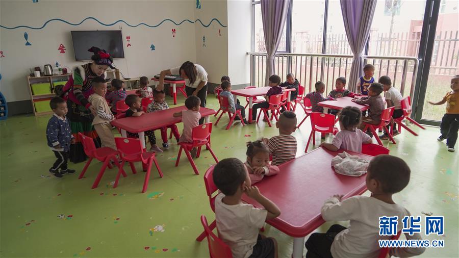 （新華全媒頭條&middot;決戰(zhàn)決勝脫貧攻堅(jiān)&middot;督戰(zhàn)未摘帽貧困縣&middot;圖文互動）（2）苦蕎花開大涼山&mdash;&mdash;四川7個未摘帽縣脫貧攻堅(jiān)一線觀察