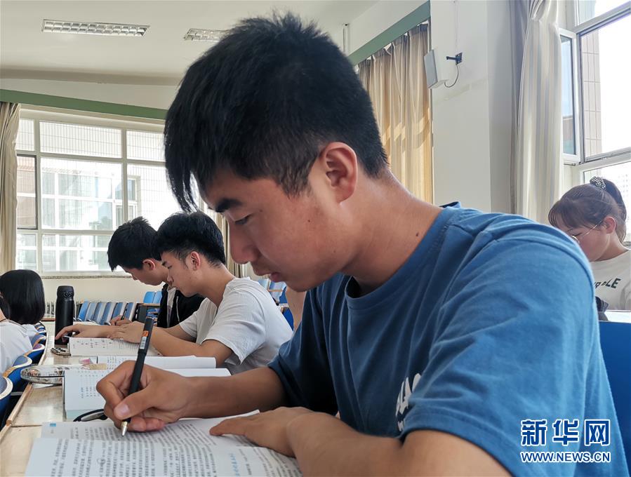 （新華全媒頭條&middot;走向我們的小康生活&middot;決戰決勝脫貧攻堅&middot;圖文互動）（13）脫貧的顏色