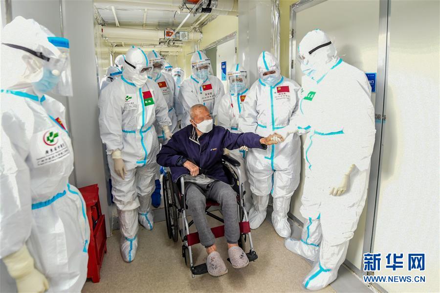 （抗疫一線醫(yī)務(wù)人員英雄群體&middot;圖文互動）（3）合力護航生命之舟&mdash;&mdash;遼寧、上海、廣東等醫(yī)療隊聯(lián)手決戰(zhàn)雷神山