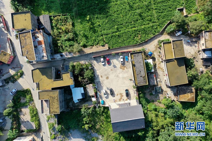 （新華全媒頭條&middot;走向我們的小康生活&middot;決戰(zhàn)決勝脫貧攻堅(jiān)&middot;圖文互動）（6）千年之渴今朝解&mdash;&mdash;貴州貧困群眾實(shí)現(xiàn)&ldquo;吃水不愁&rdquo;