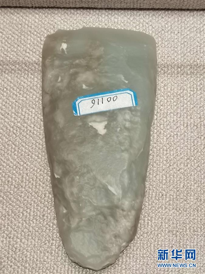 （文化視點(diǎn)&middot;聽(tīng)文物講故事&middot;圖文互動(dòng)）（2）豪橫！古人扛著玉斧在羅布泊打獵