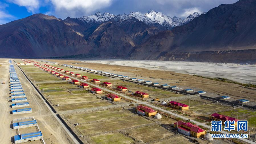 （新華全媒頭條&middot;圖文互動）（1）新天地 新兒女 新奇跡&mdash;&mdash;脫貧攻堅繪就新疆新圖景