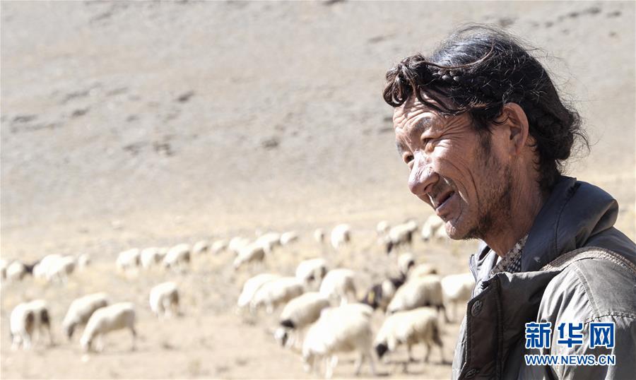 （全面建成小康社會(huì)&ldquo;百城千縣萬村調(diào)研行&rdquo;&middot;圖文互動(dòng)）（4）珠峰腳下宗措村：&ldquo;向陽而生&rdquo;的新過法