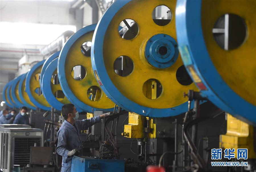 （新華全媒頭條&middot;迎接兩會特別報道&middot;圖文互動）（6）不同尋常的兩會 萬眾一心的力量&mdash;&mdash;寫在2020年全國兩會召開之際