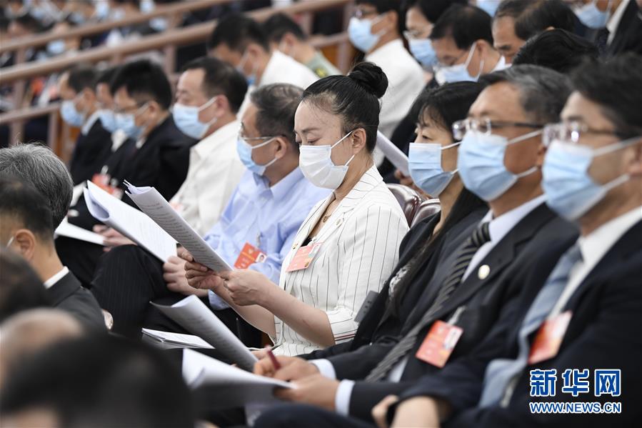 （兩會&middot;人大開幕&middot;XHDW）（32）十三屆全國人大三次會議在京開幕