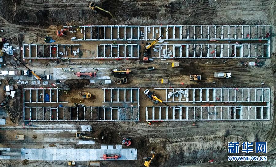 （新華全媒頭條&middot;圖文互動）（15）書寫共建人類命運共同體的戰&ldquo;疫&rdquo;篇章&mdash;&mdash;記習近平主席推動新冠肺炎疫情防控國際合作　　