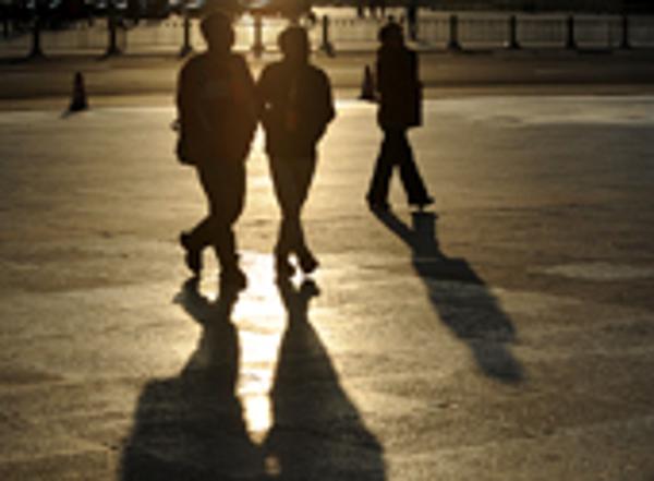 大會(huì)閉幕，廣場上來的最早的還是新聞?dòng)浾? /></a></p>
<p class=