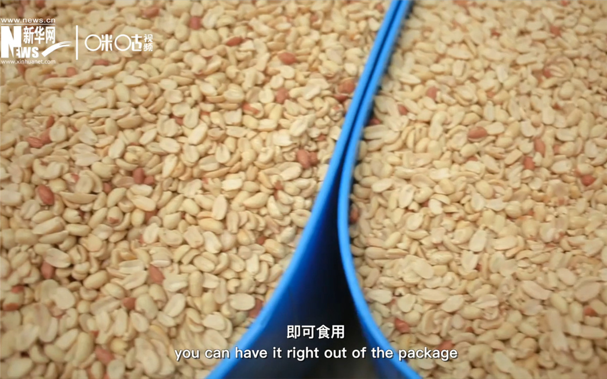 RUTF營(yíng)養(yǎng)包以花生醬為基底，加入了牛奶、糖、復(fù)合維生素和微量礦物質(zhì)