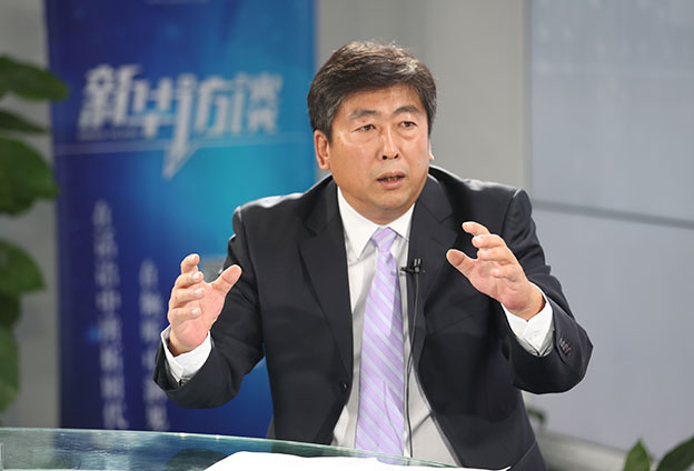 最根本的就是錢從哪里來、人往哪里去。