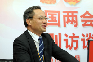 魯修祿：實施低碳綠色發展戰略