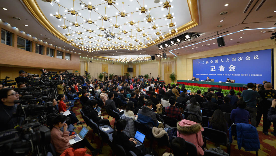 回放：教育部長(zhǎng)袁貴仁就&ldquo;教育改革和發(fā)展&rdquo;答記者問(wèn)