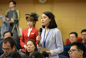 鳳凰衛視記者提問