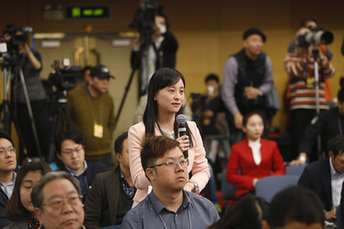 深圳衛視記者提問