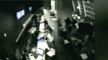 災(zāi)害來了怎么辦 監(jiān)測(cè)網(wǎng)絡(luò)&ldquo;號(hào)脈&rdquo;建筑設(shè)計(jì)減震