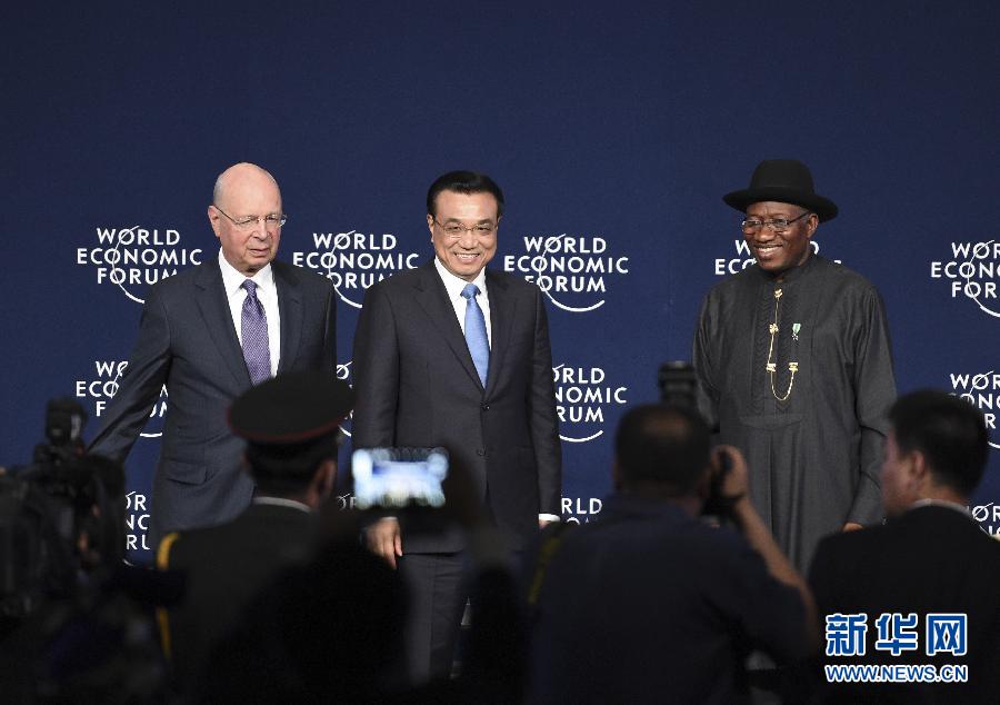 5月8日，中國國務院總理李克強在阿布賈出席第24屆世界經濟論壇非洲峰會全會，發表題為《共同推動非洲發展邁上新臺階》的特別致辭。新華社記者 李學仁 攝 