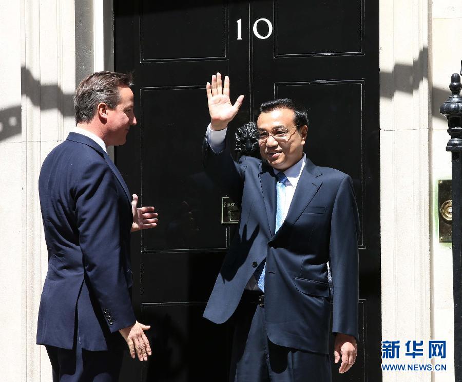6月17日，中國國務院總理李克強在倫敦唐寧街10號首相府同英國首相卡梅倫舉行中英總理年度會晤。新華社記者 龐興雷 攝