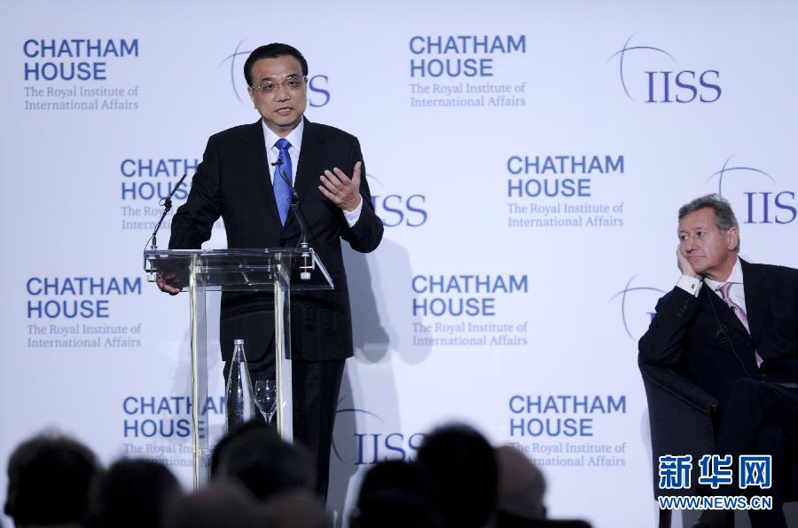 6月18日，國務院總理李克強在倫敦金融城市長官邸面向英國皇家國際問題研究所和國際戰略研究所兩大智庫發表題為《共建包容發展的美好世界》的演講。新華社記者 張鐸 攝 