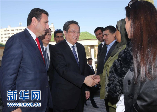 11月9日，正在約旦進行正式友好訪問的全國政協主席俞正聲在安曼會見約旦眾議院代議長薩法迪。 新華社記者 劉衛兵 攝 