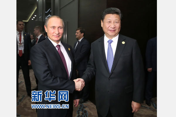 11月15日，國家主席習近平在土耳其安塔利亞會見俄羅斯總統普京。 新華社記者馬占成攝