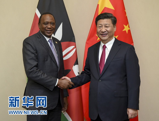12月3日，國家主席習(xí)近平在約翰內(nèi)斯堡會見肯尼亞總統(tǒng)肯雅塔。新華社記者 謝環(huán)馳 攝