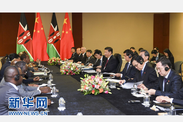 12月3日，國家主席習(xí)近平在約翰內(nèi)斯堡會見肯尼亞總統(tǒng)肯雅塔。新華社記者 謝環(huán)馳 攝